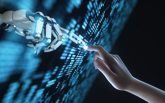 人工智能賦能新型工業(yè)化，國產(chǎn)軌交工控機(jī)發(fā)揮關(guān)鍵作用