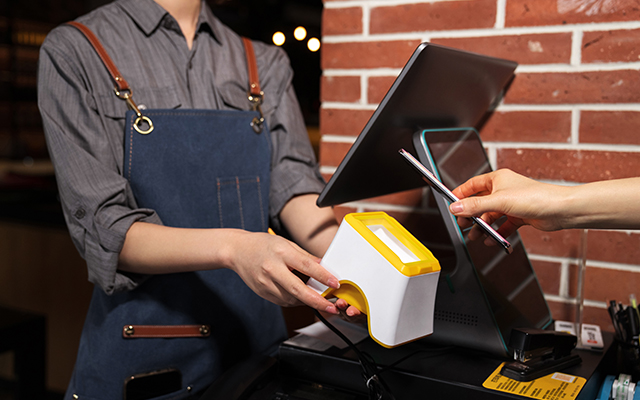 從數(shù)據(jù)驅(qū)動(dòng)到智能運(yùn)營，國產(chǎn)一體機(jī)主板賦能智慧新零售發(fā)展