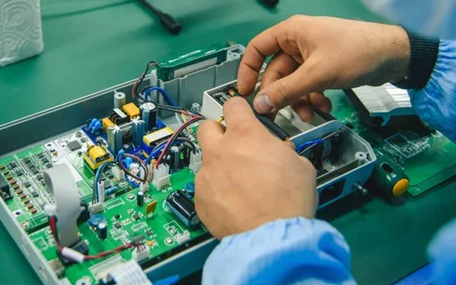 D2000國產(chǎn)飛騰主板的應用及領域