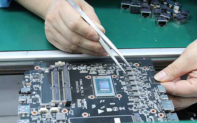 【工控科普】一片主板可以有多少路CPU？